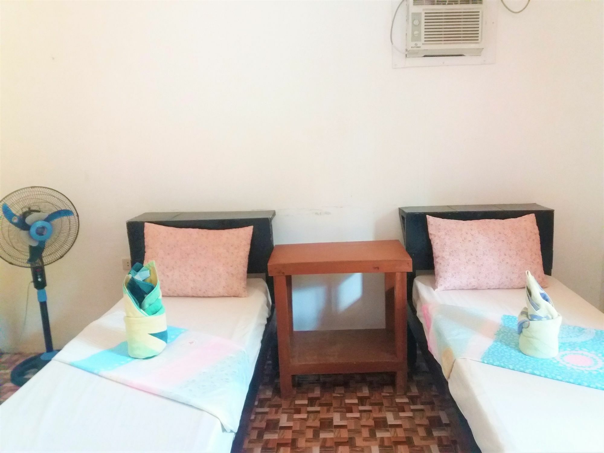 Ohana Hostel El Nido Buitenkant foto
